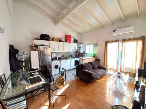 Imagen 2 de 21 de Departamento Venta 2 Ambientes Con Cochera Tigre