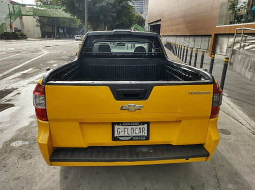 Imagen 4 de 13 de Chevrolet Tornado 2017 Mt A