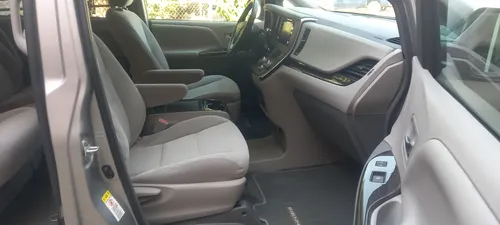 Toyota Sienna 3.5 Xle At