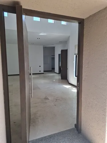 Casa En Venta En Jurica En Esquina! Una Sila Planta