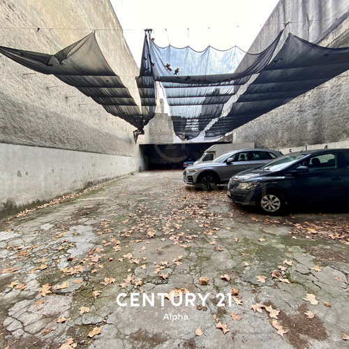 Estacionamiento En Centro