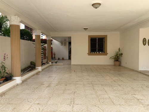 Casa Amplia En Villa María