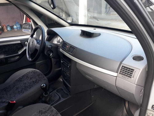 Imagem 6 de 11 de Chevrolet Meriva 2004 1.8 Flex Power 5p