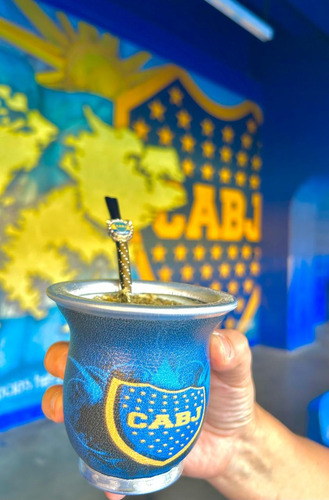 Mate Boca Juniors + Bombilla Con Escudo Cabj Xeneize Regalos Azul Y Amarillo Boca Juniors