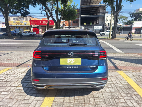 Volkswagen T-Cross 1.0 200 TSI TOTAL FLEX COMFORTLINE AUTOMÁTICO