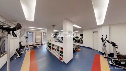 Imagem 24 de 30 de Apartamento Á Venda Com 4 Dorms, Moema, Sp- R$ 1.9 Mi - V4842