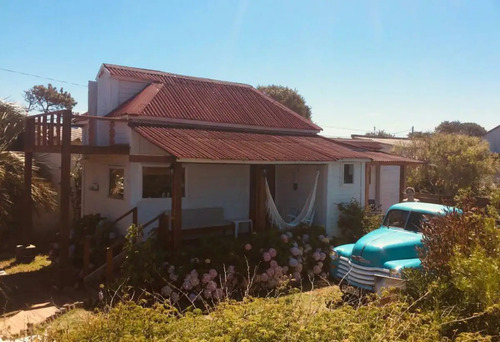 Hermosa Cabaña A 50 Metros De La Playa