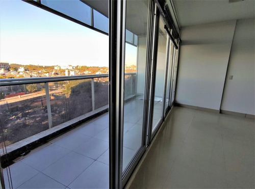 Imagen 3 de 27 de Alquiler Oficina Av Libertador 6900 Al Rio Cochera Optativa - Vig 24hs Pileta Impecable