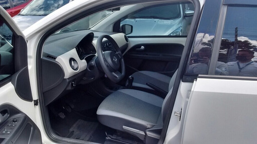 Volkswagen Up! 2015/2016 0j10