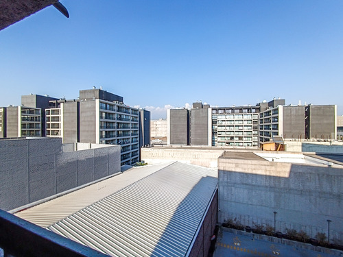 Edificio Abate Molina Vista Oriente Piso 7