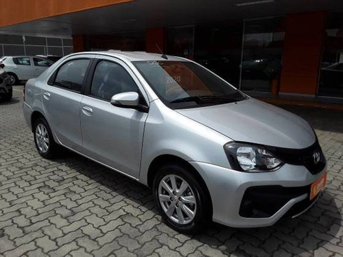 Toyota Etios 1.5 X Plus Sedan 16v Flex 4p Automático