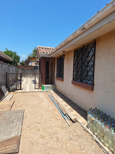 Vende Casa En Paine, A Cuadras Estación Metrotren