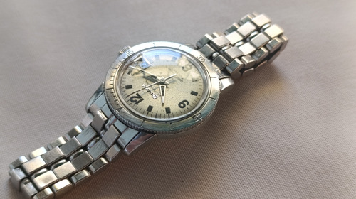 Reloj Bulova Snorkel Waterproof 666 Ft. Devil Diver 1965 Plateado Plateado Beige (Usado)