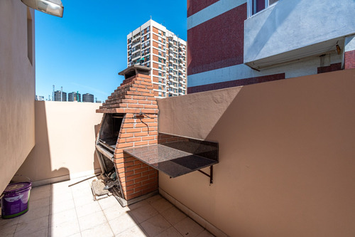 Venta - Semipiso 2 Ambientes - Moderno - Balcon - Sum/parrilla - Fores
