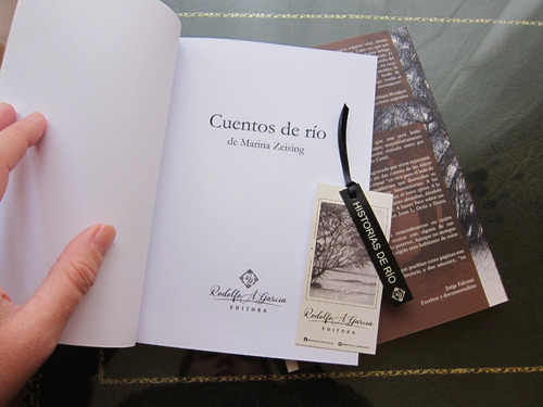 Libro Cuentos De Río De Marina Zeising