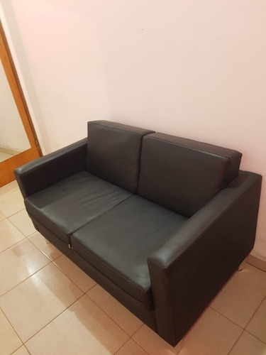 Imagen 2 de 3 de Sillon De Cuerina