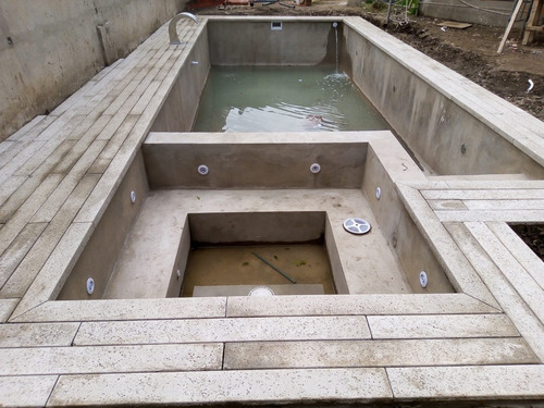 Imagen 8 de 9 de Piscinas De Hormigón , Construcción.8x 4 Mts.