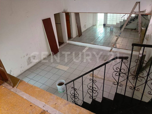 Departamento C/local Comercial En 3 Niveles, Ctm Risco, Gustavo A Madero, Cdmx