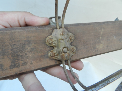 Antiguo Perchero Con Cariatis Almacen Campo Pulperia Aps