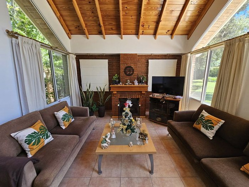 Chalet Perimetral - Barrio Exmalibu-3 Dorm En Suite -5 Baños