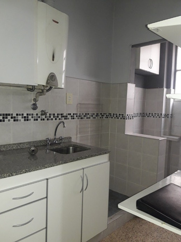 Imagen 4 de 14 de Departamento En Venta En Lanus Oeste