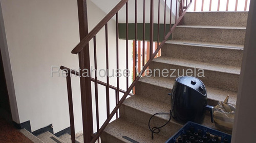 Jean Pavon Tiene Excelente Apartamento En Alquiler En El Centro De Barquisimeto Lara 1 8 7 6 1