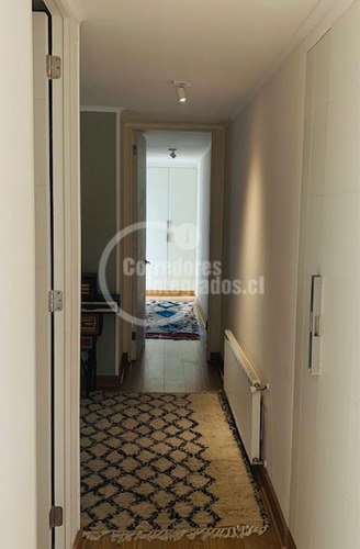 Espectacular Duplex En Vitacura ,magnificas Areas Verdes