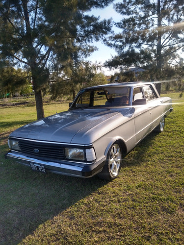 Ford Falcon 3.0 Ghia