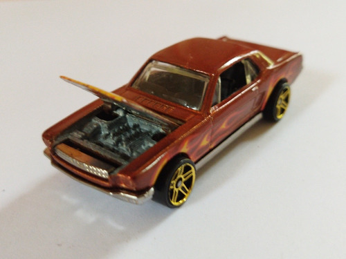 Hot Wheels 65 Ford Mustang Descapotable Corte Bronce Vintage