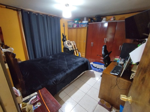 Casa 3d, 1b, 2e, 1bo. - Metro Neptuno.