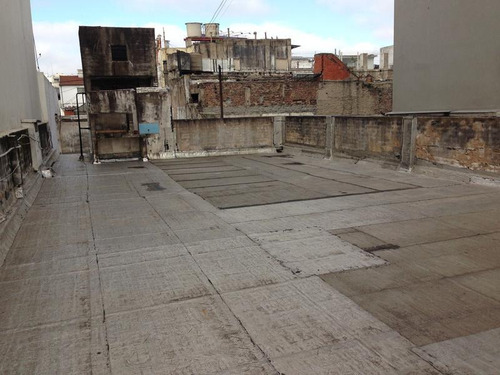 Imagen 13 de 13 de Humberto 1º Al 900 8,66 X 50 En 3 Plantas 1000 M2 Terraza