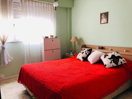 Imagen 5 de 8 de Departamento 2 Ambientes Con Cochera