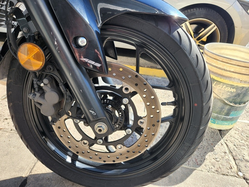 Imagen 2 de 10 de Yamaha Mt 03