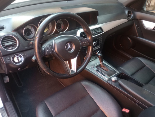 Mercedes-Benz C200 4 Sport 4p At