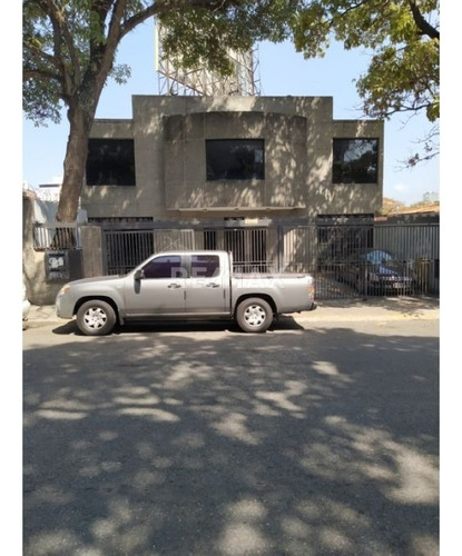 Alquiler Edificio Comercial Los Chaguaramos T300m2 C560m2