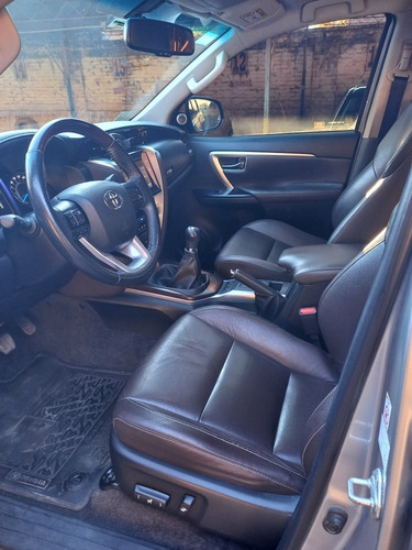 Imagen 7 de 10 de Toyota Sw4 2018 2.8 Srx 177cv 4x4 7as
