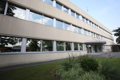 Edificio De Oficinas En Alquiler - San Martín