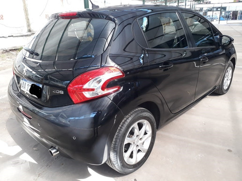 Peugeot 208 Allure 1.6 Tiptronic Con Navegador Techo