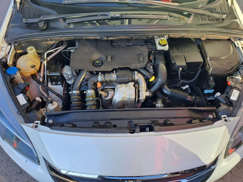Imagen 6 de 7 de Peugeot 308 Hdi Allure C/nav 2017