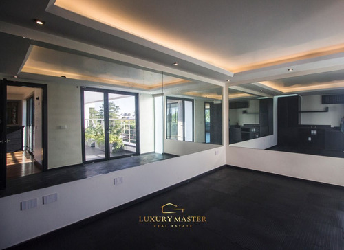 Casa De Lujo En Venta En Los Castaños