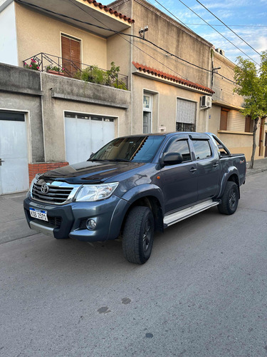 Toyota Hilux 2.7 Cd Srv Vvti 4x4