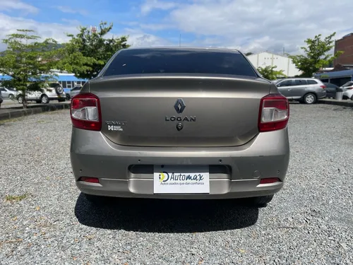Renault Logan 1.6 Privilege / Intens