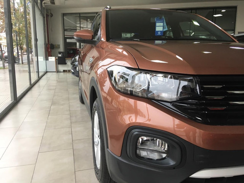 Volkswagen Tcros Confortline Automatica F