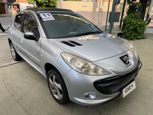 Peugeot 207 Hatch Quiksilver 1.4 8v Flex 4p