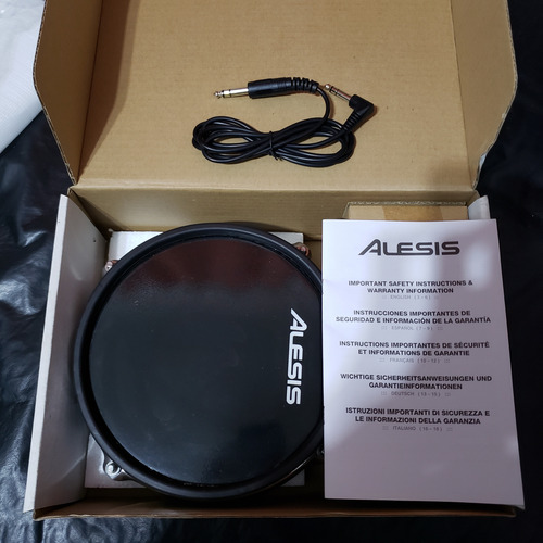 Alesis Real Head 8 Pad De Batería Electronica Doble Zona Negro (Usado)