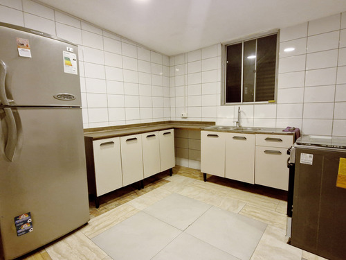 Arriendo Amplia Casa 5d 2b Y Est 10 Autos, En La Cisterna