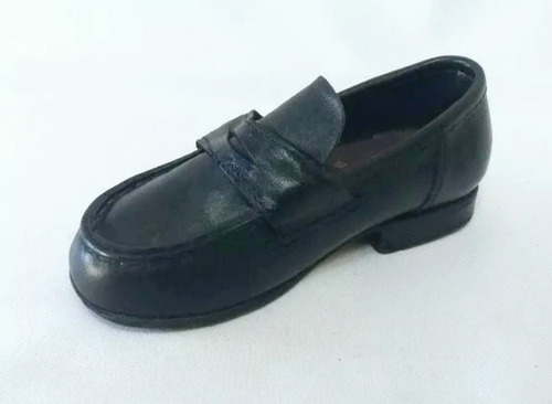 Mocasines De Niño Talle 22 En Cuero Negro, Cataleya 