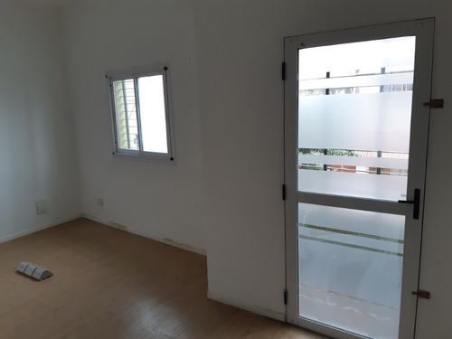 Imagen 7 de 11 de Duplex En Venta En Valentin Alsina