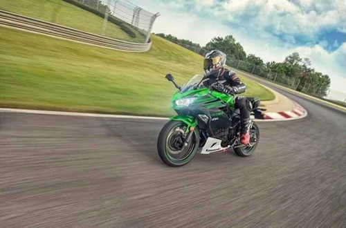 Imagen 5 de 8 de Kawasaki Ninja 400 2022 Krt
