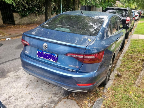 Volkswagen Vento 1.4 Highline 150cv At